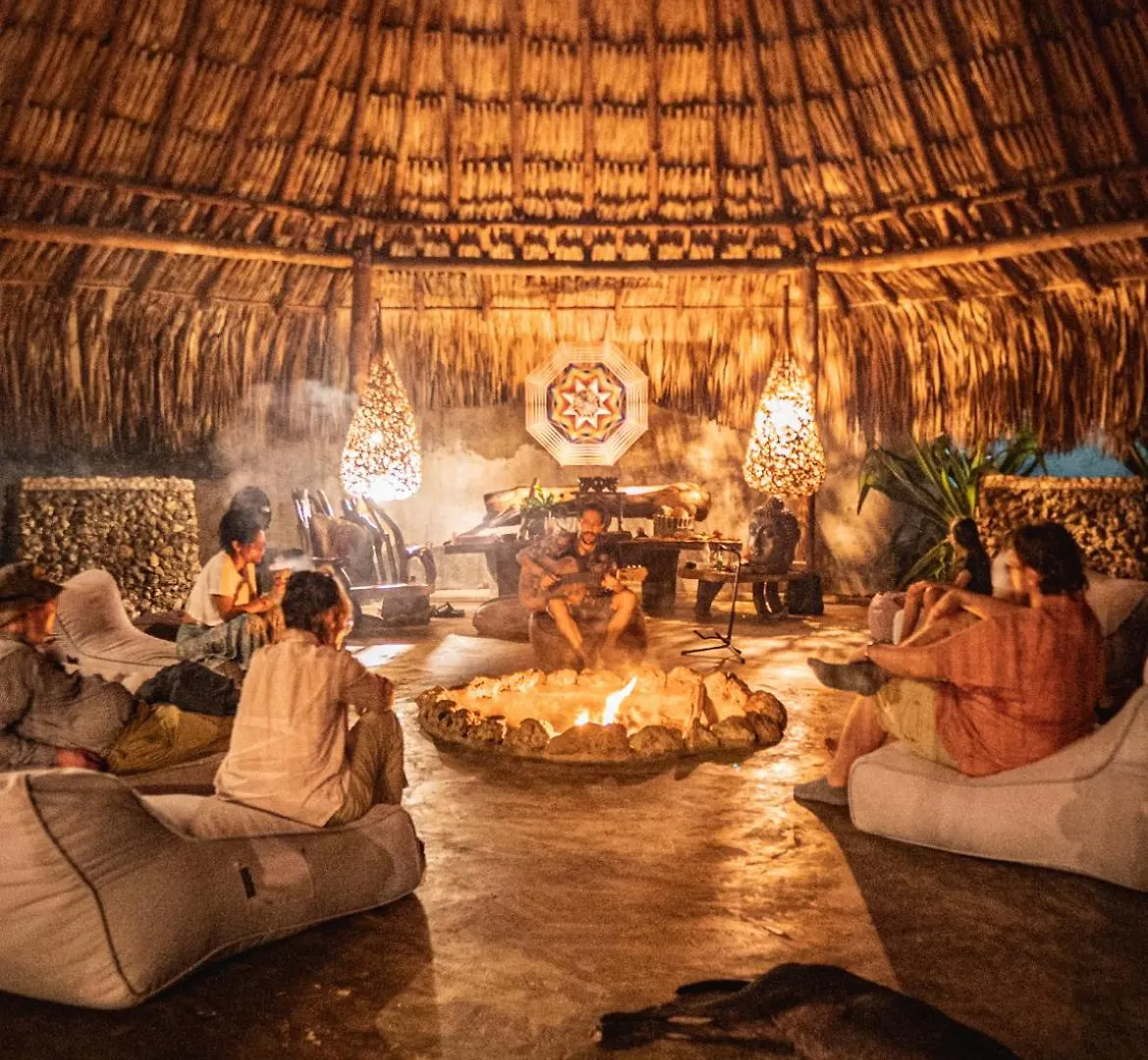 Namaste Beach Club & Hotel Playa de Punta Arena