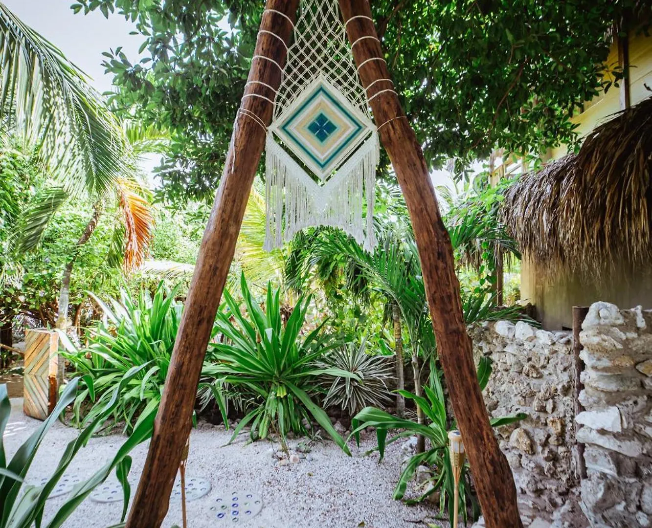 Namaste Beach Club & Hotel Playa de Punta Arena