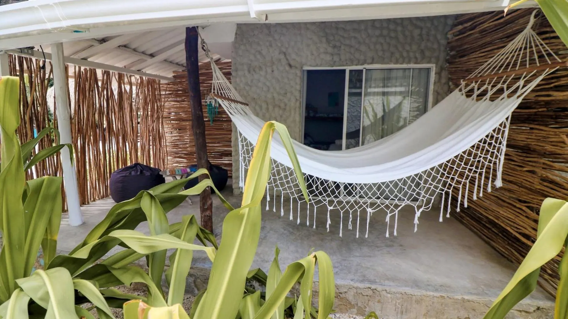 ***  Namaste Beach Club & Hotel Playa de Punta Arena Colombia